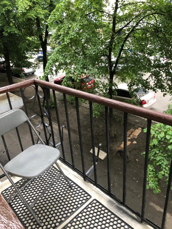 Kyiv Apartment In Pechersk On Oleksandra Kopylenko Luaran gambar