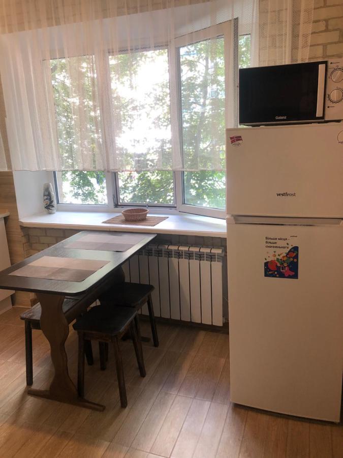 Kyiv Apartment In Pechersk On Oleksandra Kopylenko Luaran gambar